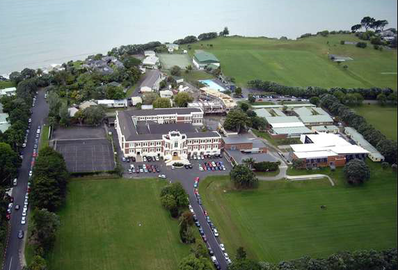 塔卡普纳文法中学Takapuna Grammar School